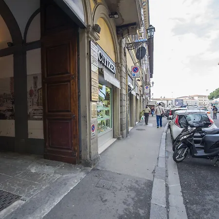 코시모 드' 메디치 3*